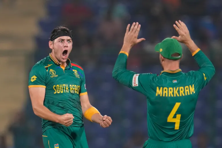 South Africa wins the T20 World Cup, advancing to the Super 8.